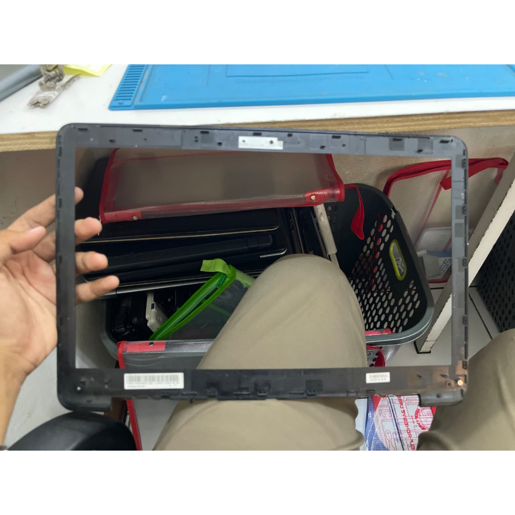 Frame LCD Asus X556U Bezel Casing Depan Cover Layar Laptop Housing B
