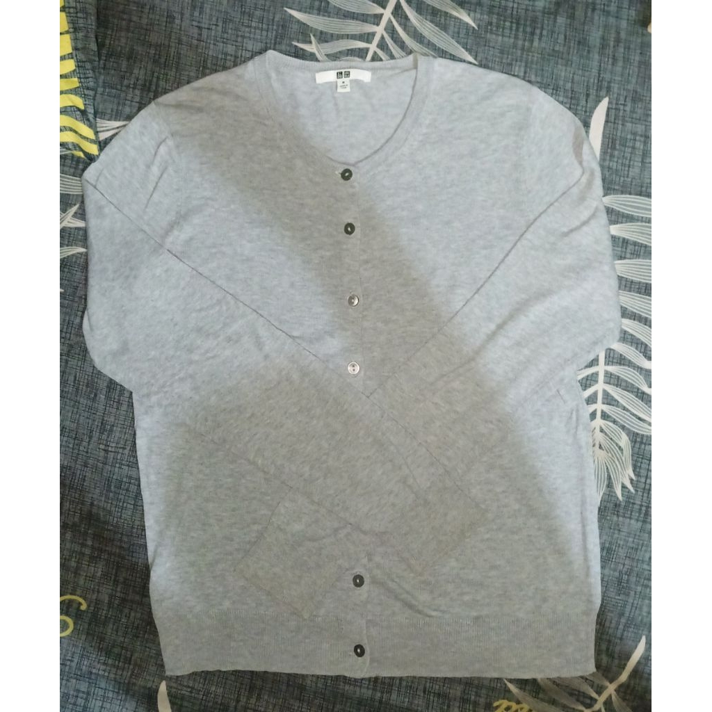 Cardigan uniqlo anti uv