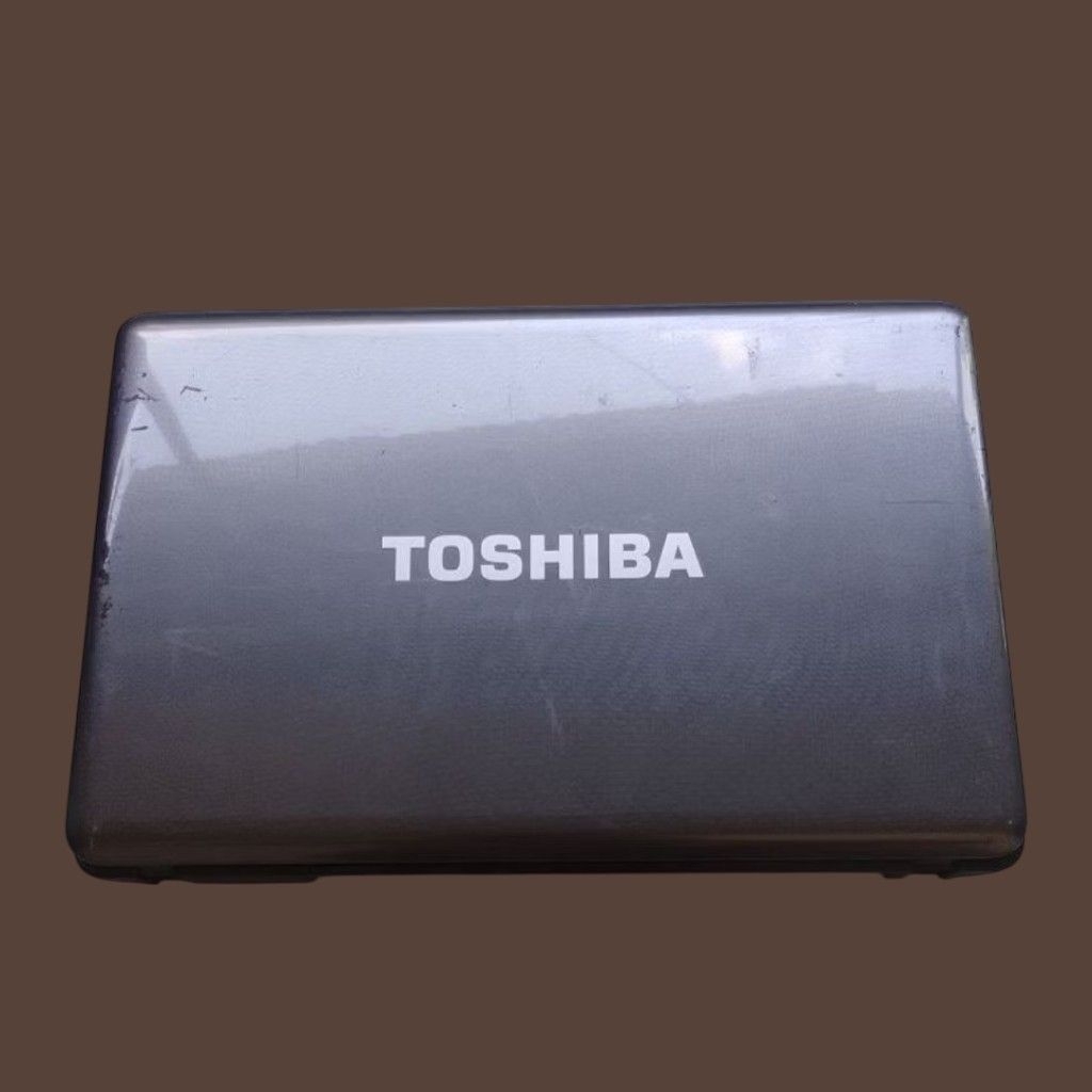 Casing Laptop Toshiba Satelite L735