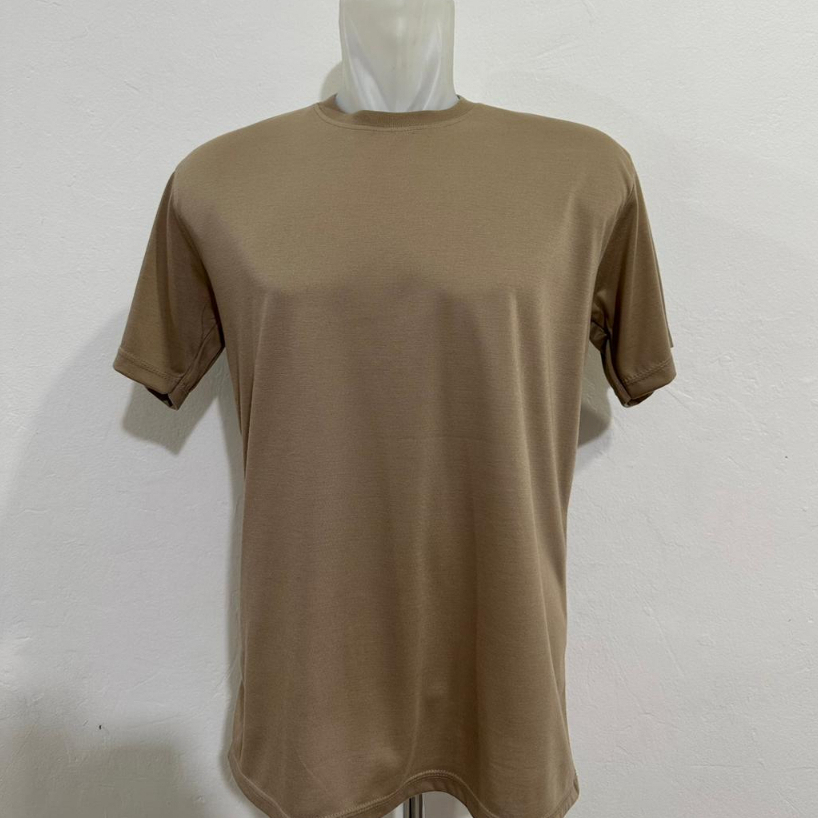 Kaos polos lengan  pendek. nyaman enak di pakai
