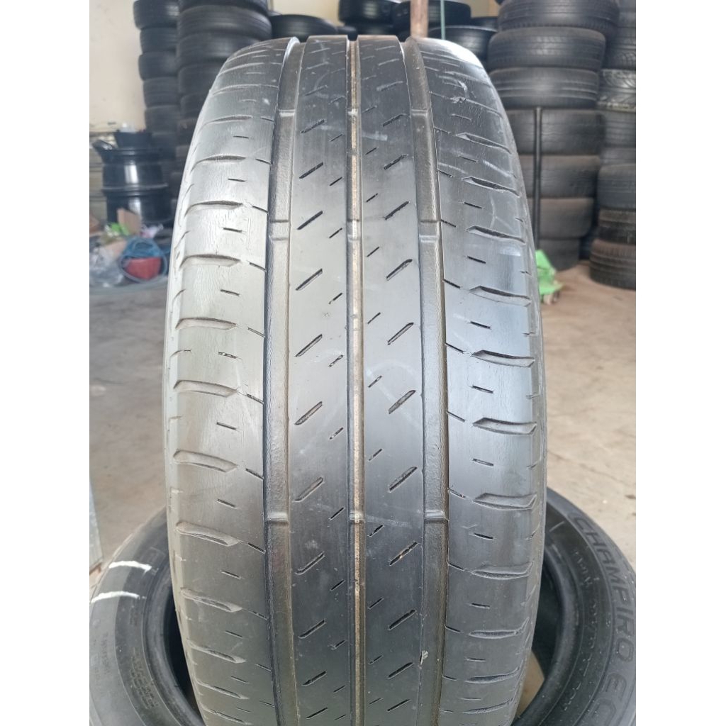 BAN 205 65 R15 BRIDGESTONE ECOPIA