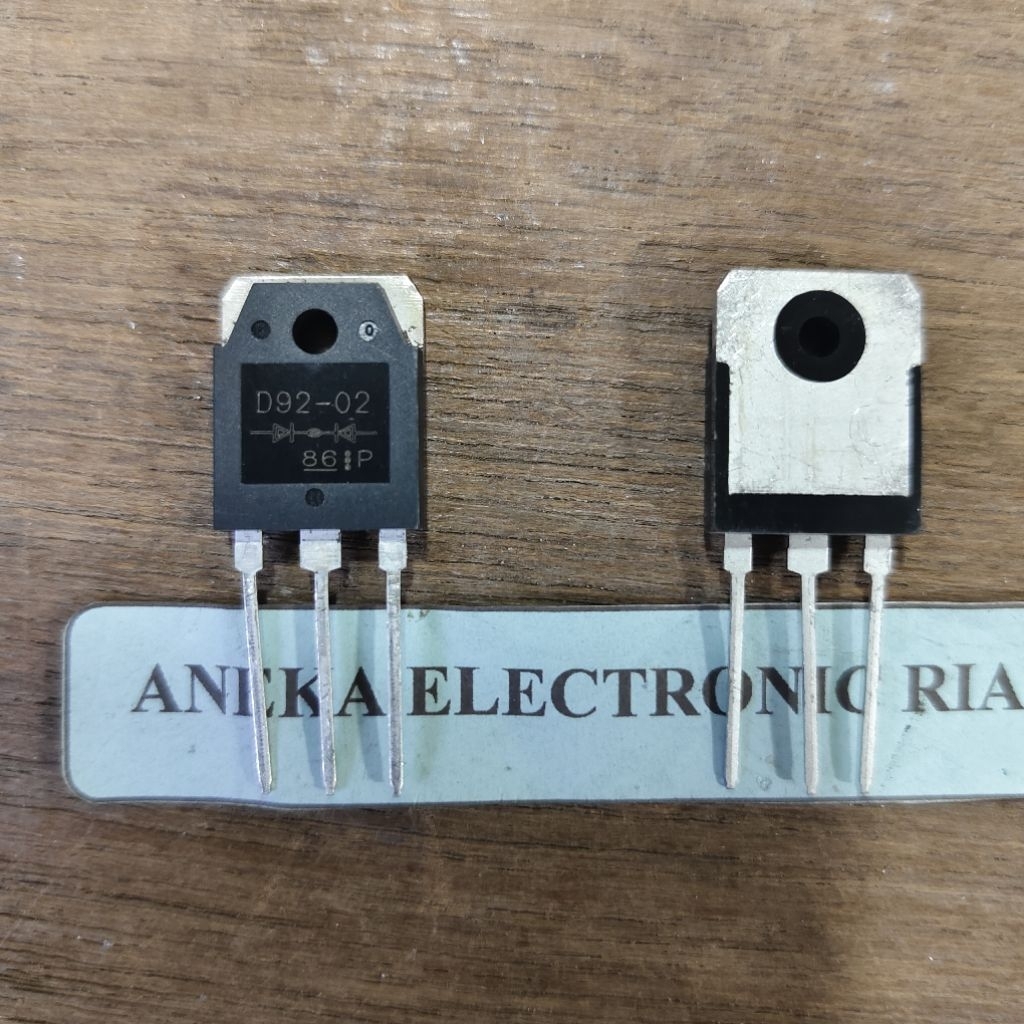 DIODA MESIN LAS D92 - 02 Ultrafast Recovery Rectifier Diode D92-02 20A 200V TO3P