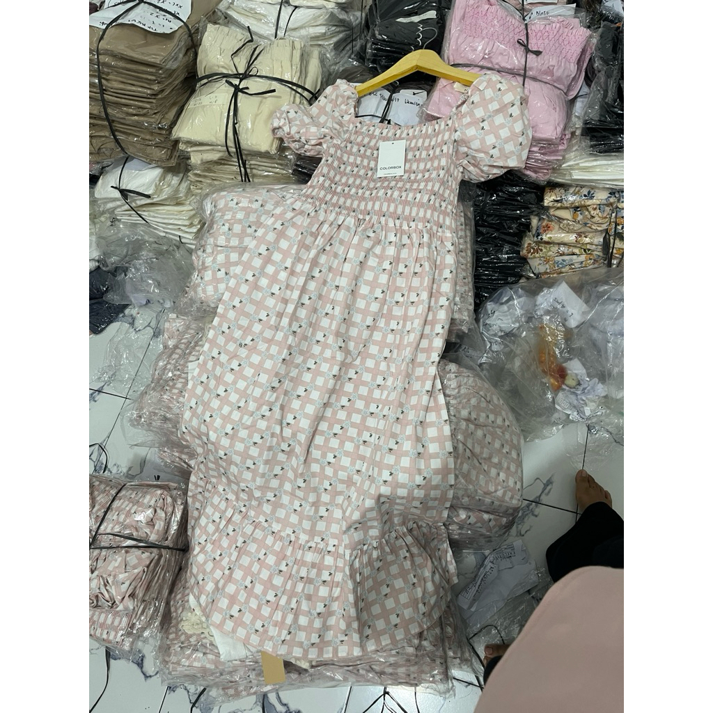 Dress bunga pink