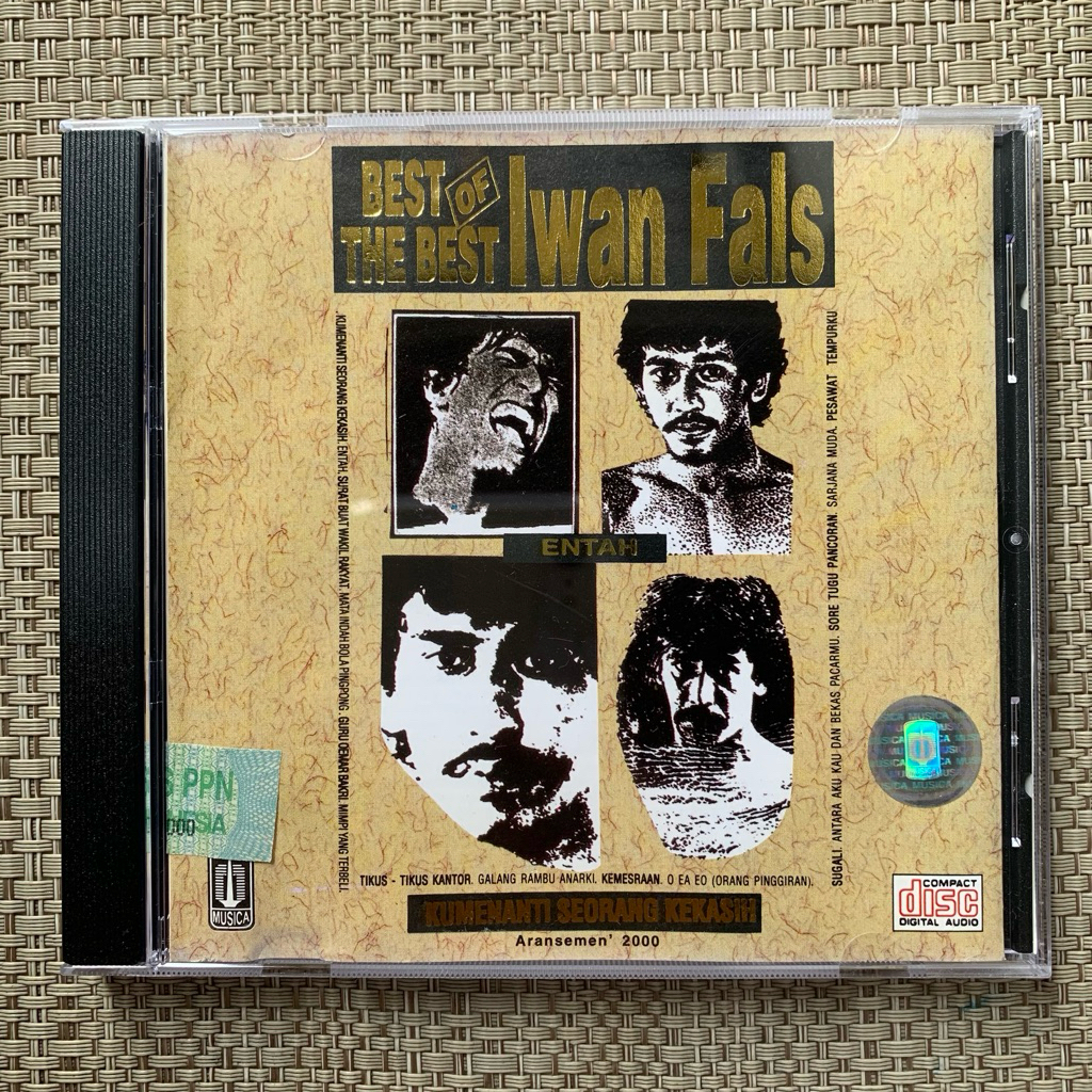 CD Iwan Fals - Best Of The Best Iwan Fals