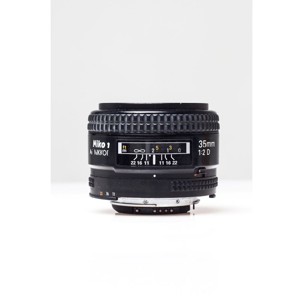 Nikon AF Nikkor 35mm f/2D
