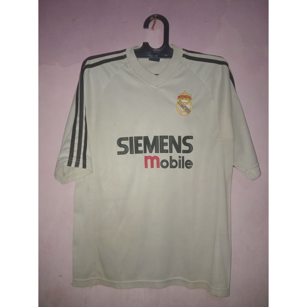 Jersey Second Lokal Real Madrid 2004 size M (67x50)