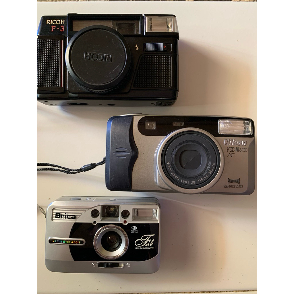 Bundling 3 kamera analog / kamera jadul Nikon, Ricoh, Brica