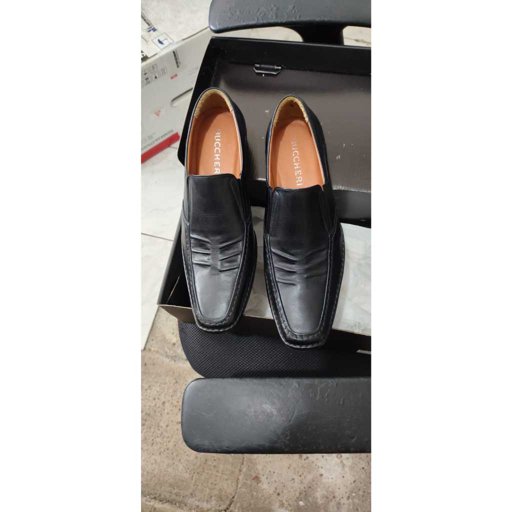 Sepatu Pantofel Pria Buccheri DM2051