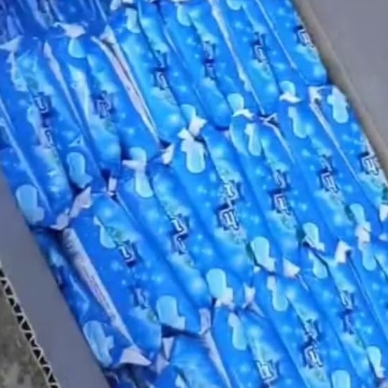 Charm Cooling Fresh Isi 6 Renceng Pembalut Dingin Adem Nyaman Original 1 krton