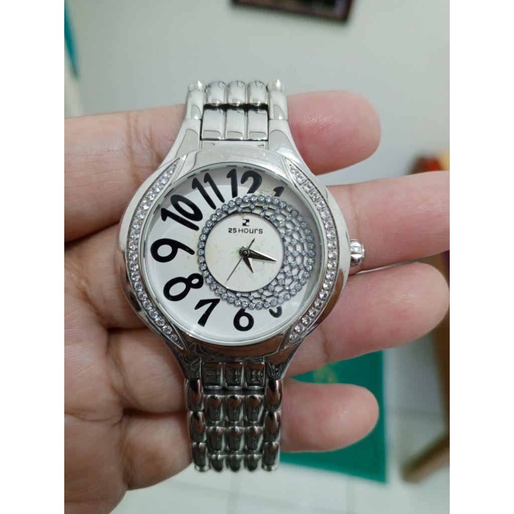 [Preloved] Jam 25 Hours Original
