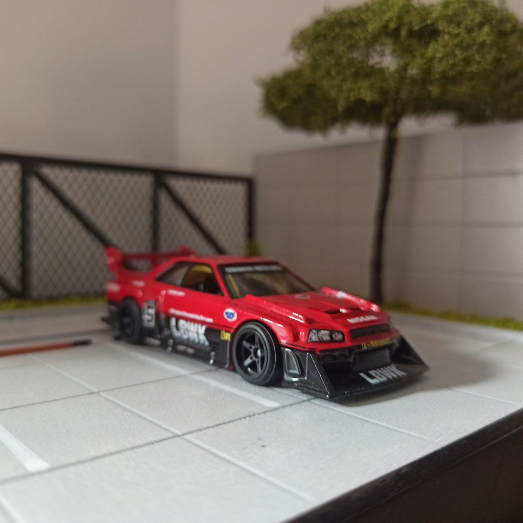 Hot Wheels Nissan R34 LBWK Premium Loose