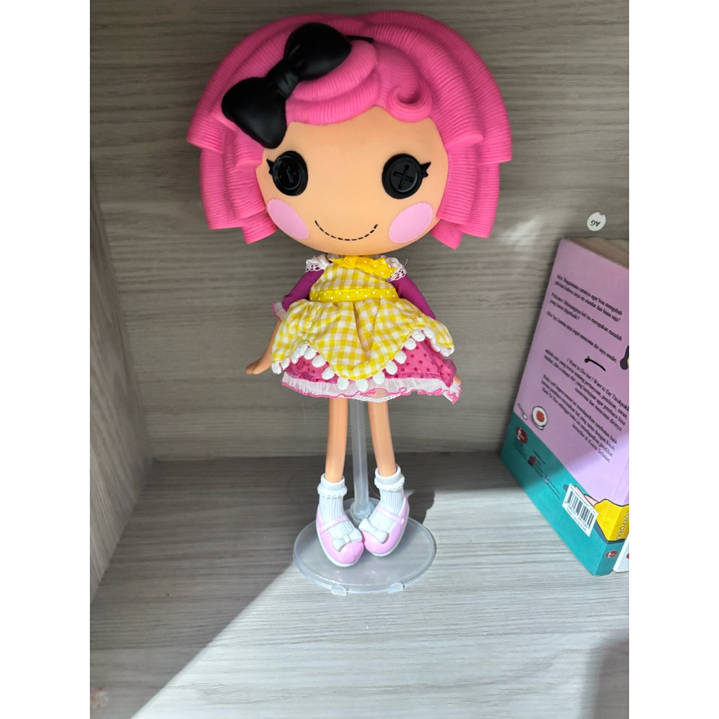 Lalaloopsy Crumbs Sugar Cookie With Her Pet