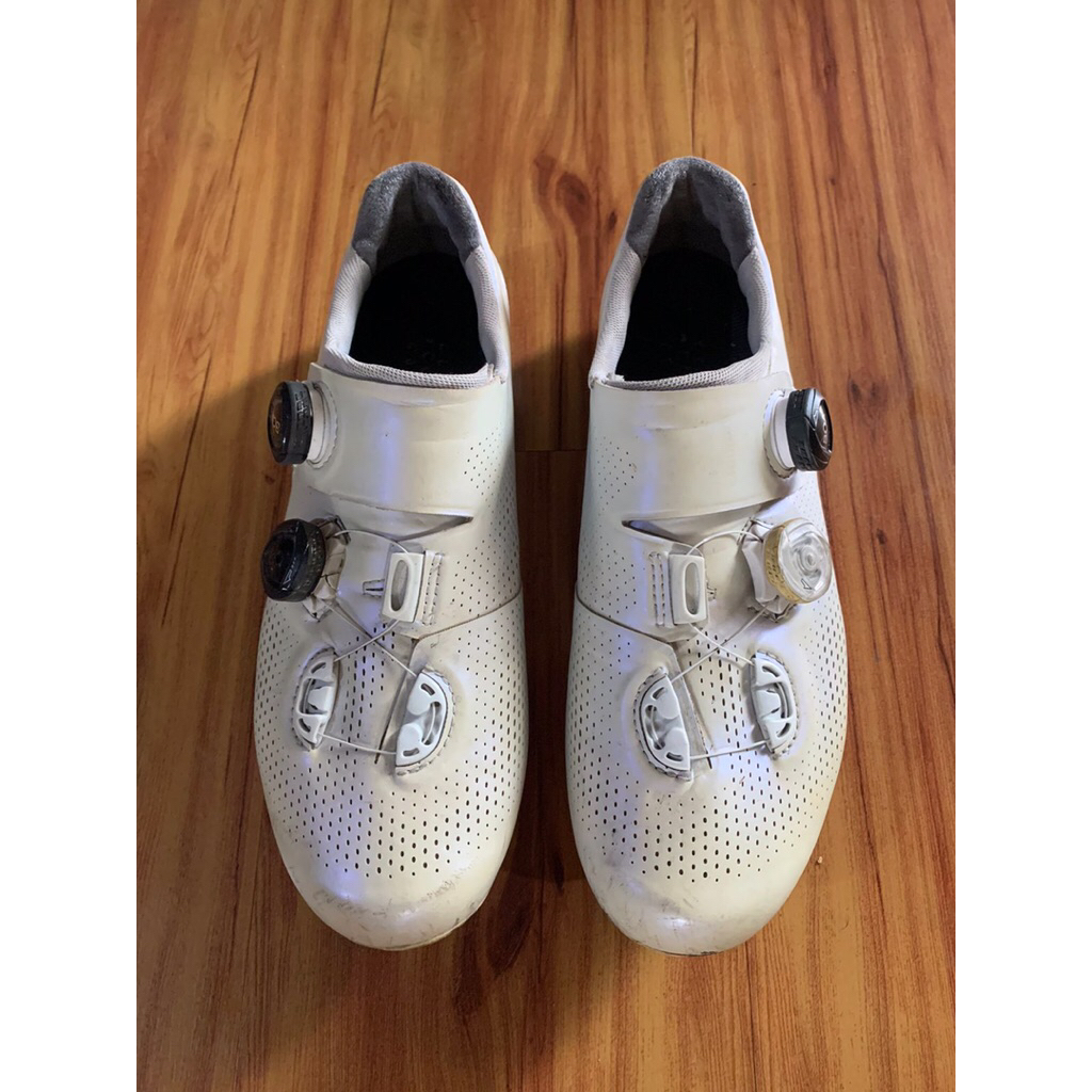 Sepatu Sepeda Shimano RC901