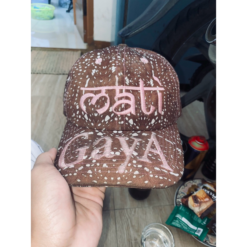 Topi mati gaya