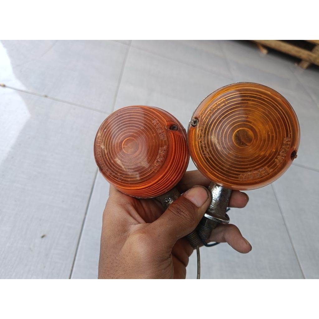 Lampu sen riting Honda C70 second original japan