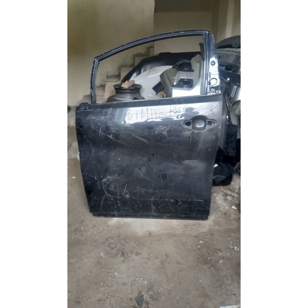 Pintu Depan Toyota Alphard 2020