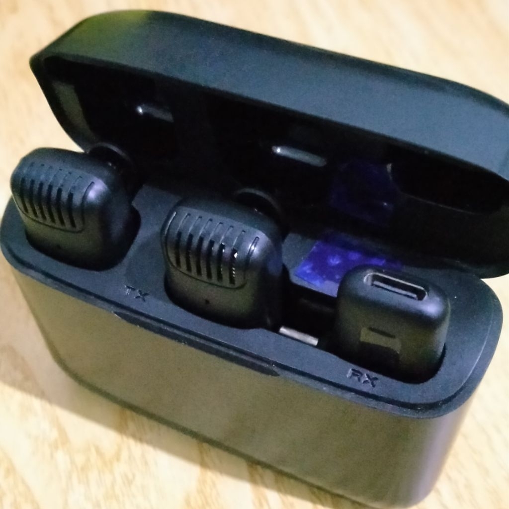 MIC WIRELESS 2 MIC 1 RECIVER ( Second )