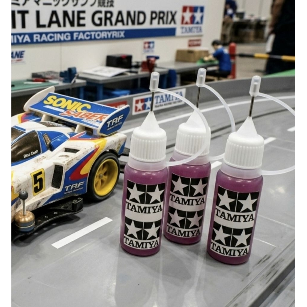PELUMAS TAMIYA 4WD TAMIYA OIL UNTUK PERAWATAN MOBIL TAMIYA ANDA