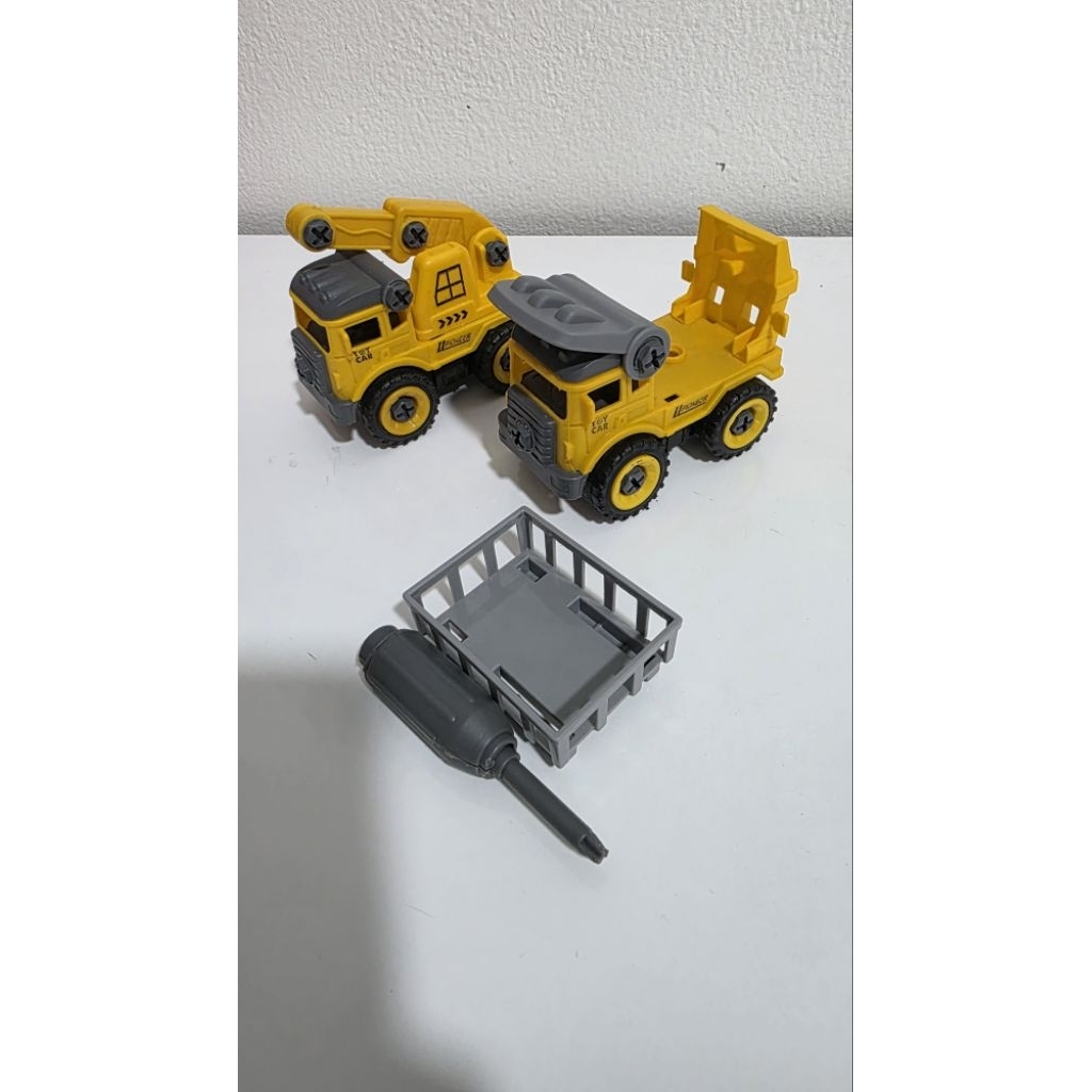 PRELOVED 2PCS MINI EXCAVATOR DIY MAINAN ANAK