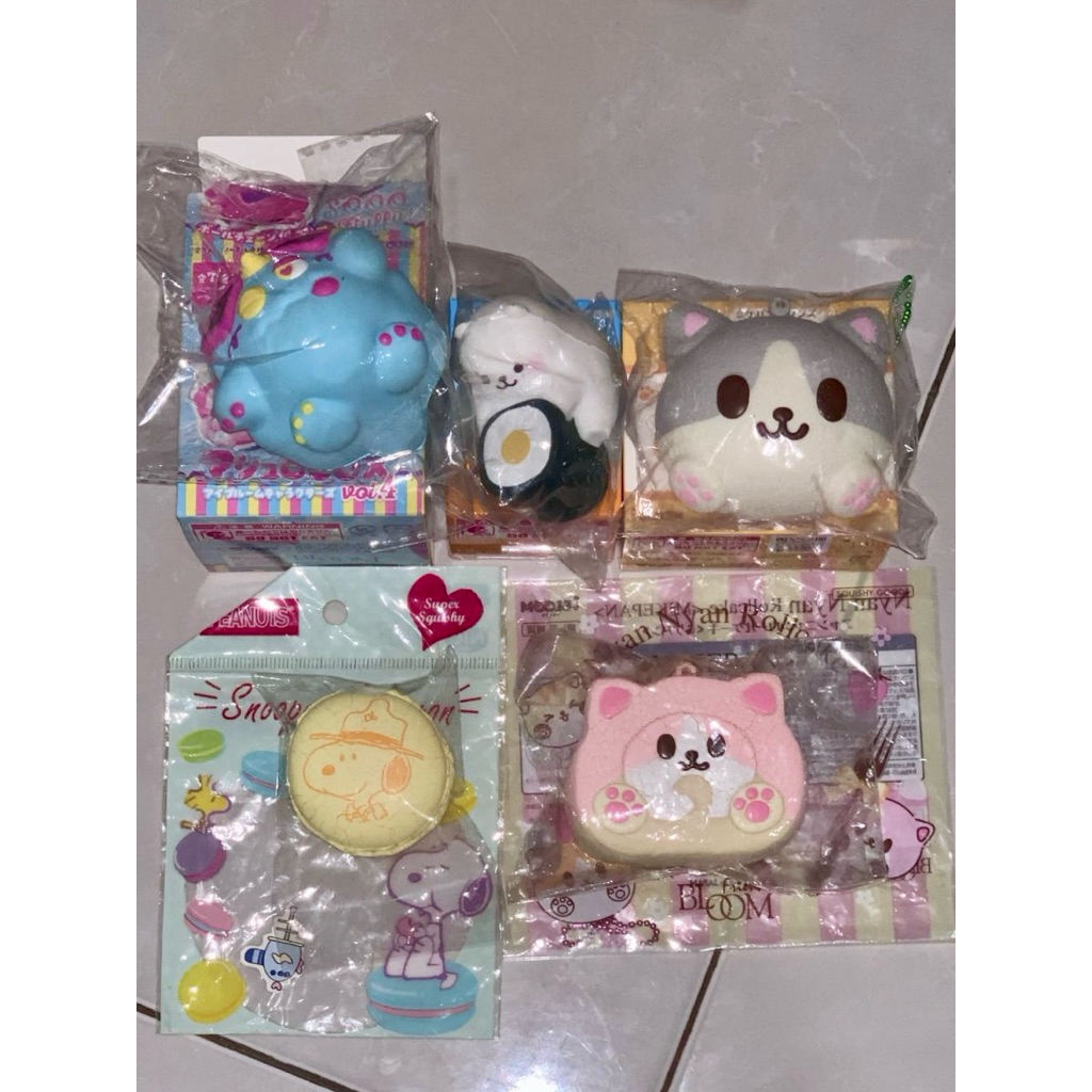 [‼️READ DESC‼️] take all flashsale preloved rare licensed squishy ori