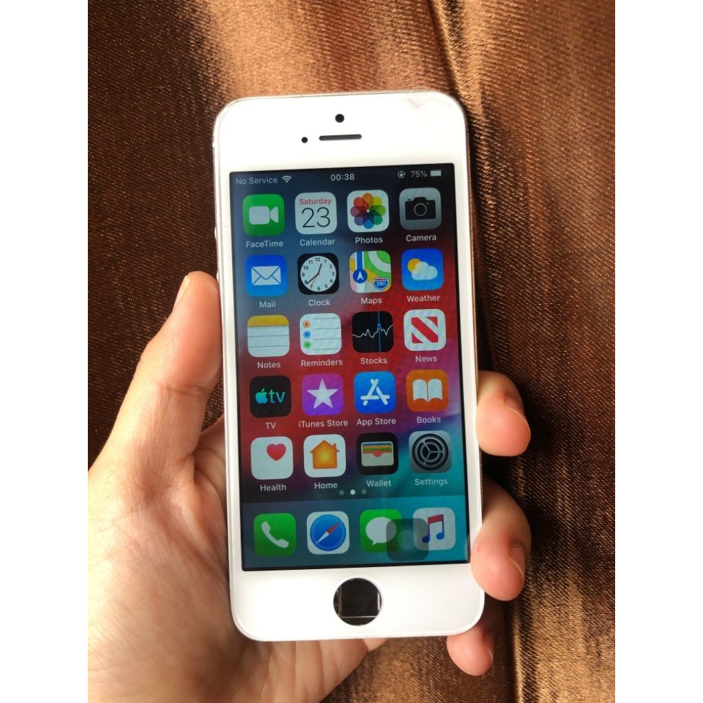 Mesin iphone 5s 16gb/32gb/64gb  Normal Tes Tanpa Lcd & Baterai (WAJIB BACA DESKRIPSI)