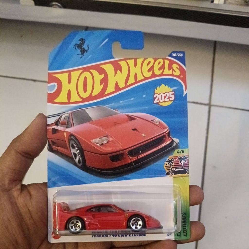 hotwheels FERRARI F40 l