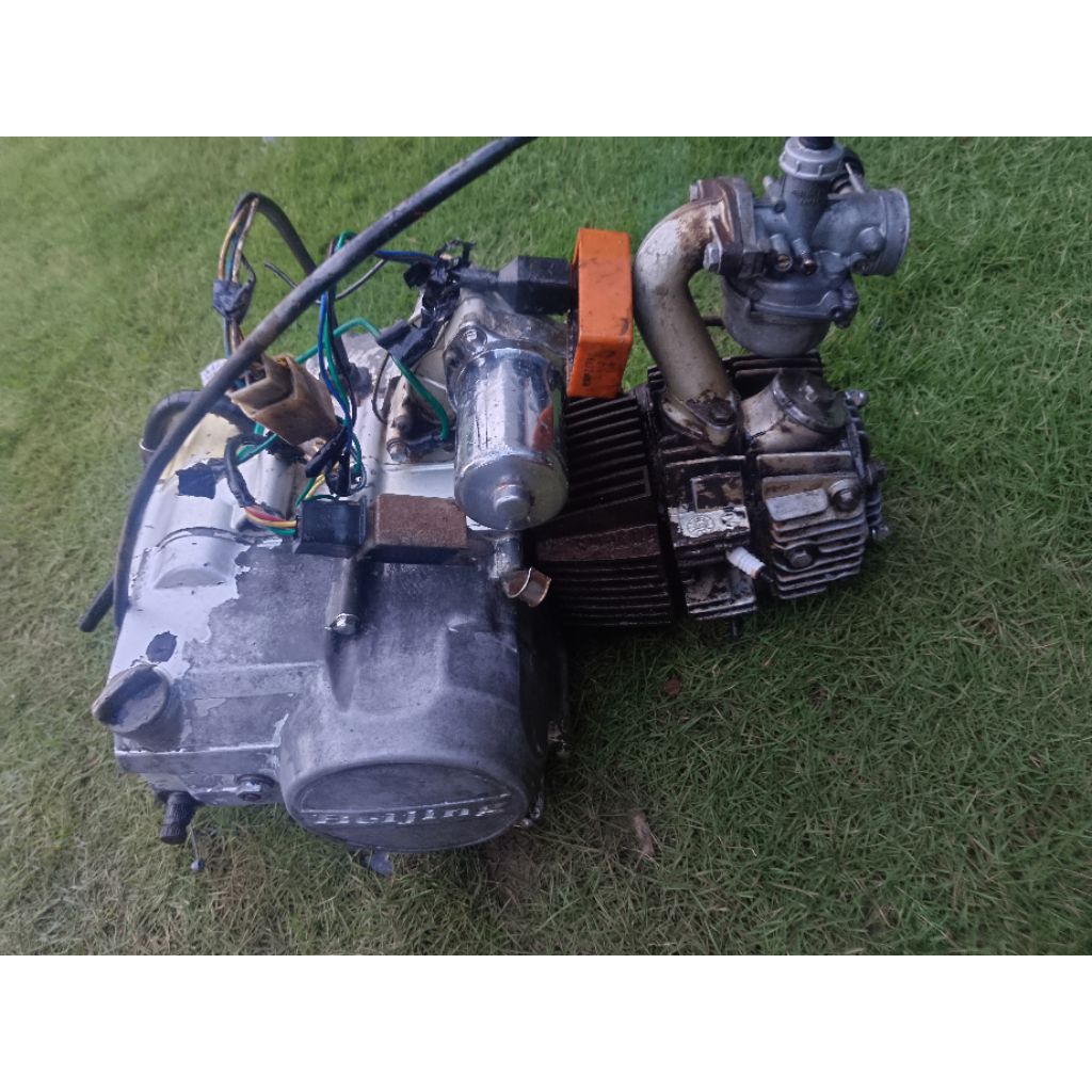 MESIN BEIJING CHAMP 100CC 2003,lengkap Buku KEPEMILIKAN
