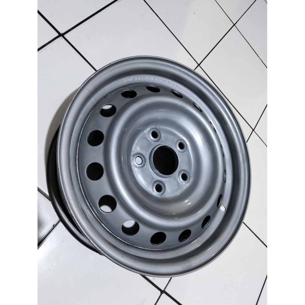 velg kaleng hilux ring 15 pcd 5x114 original mulus