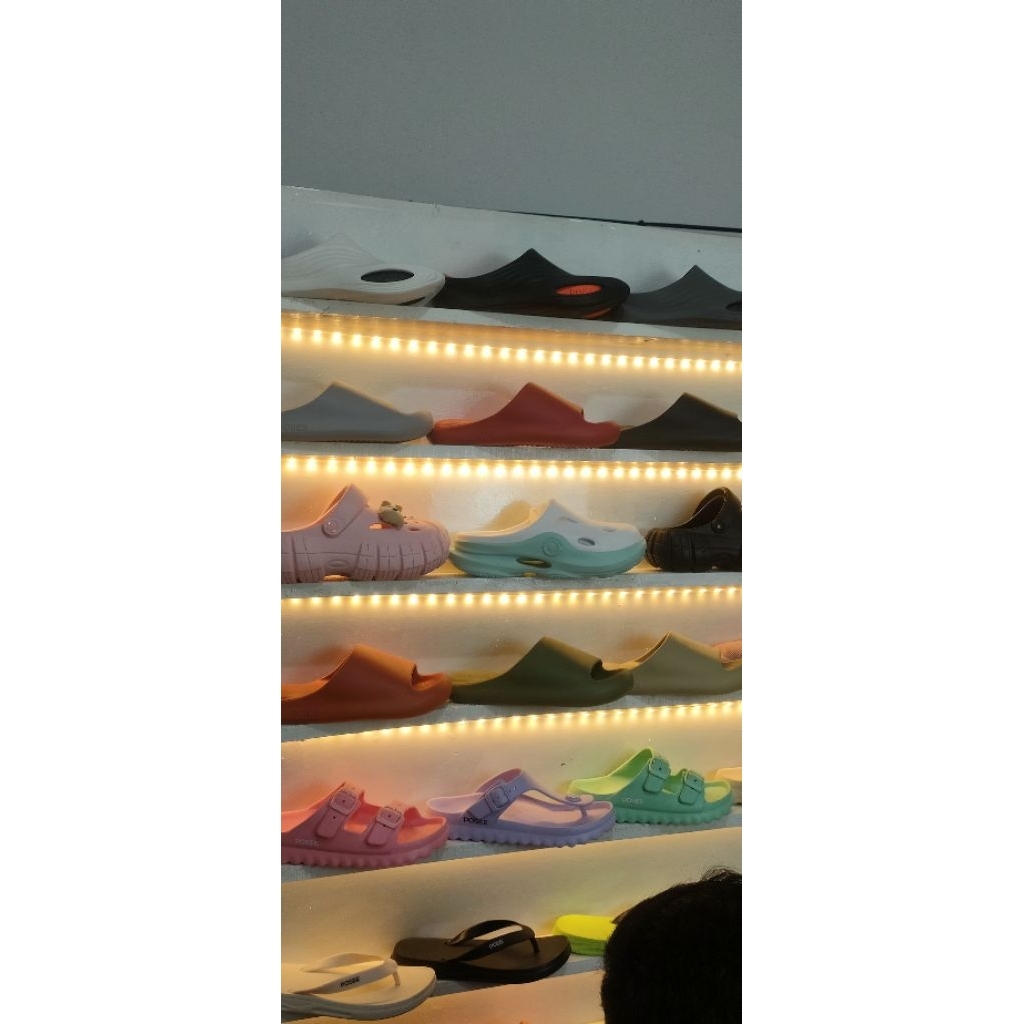 Sandal Posee