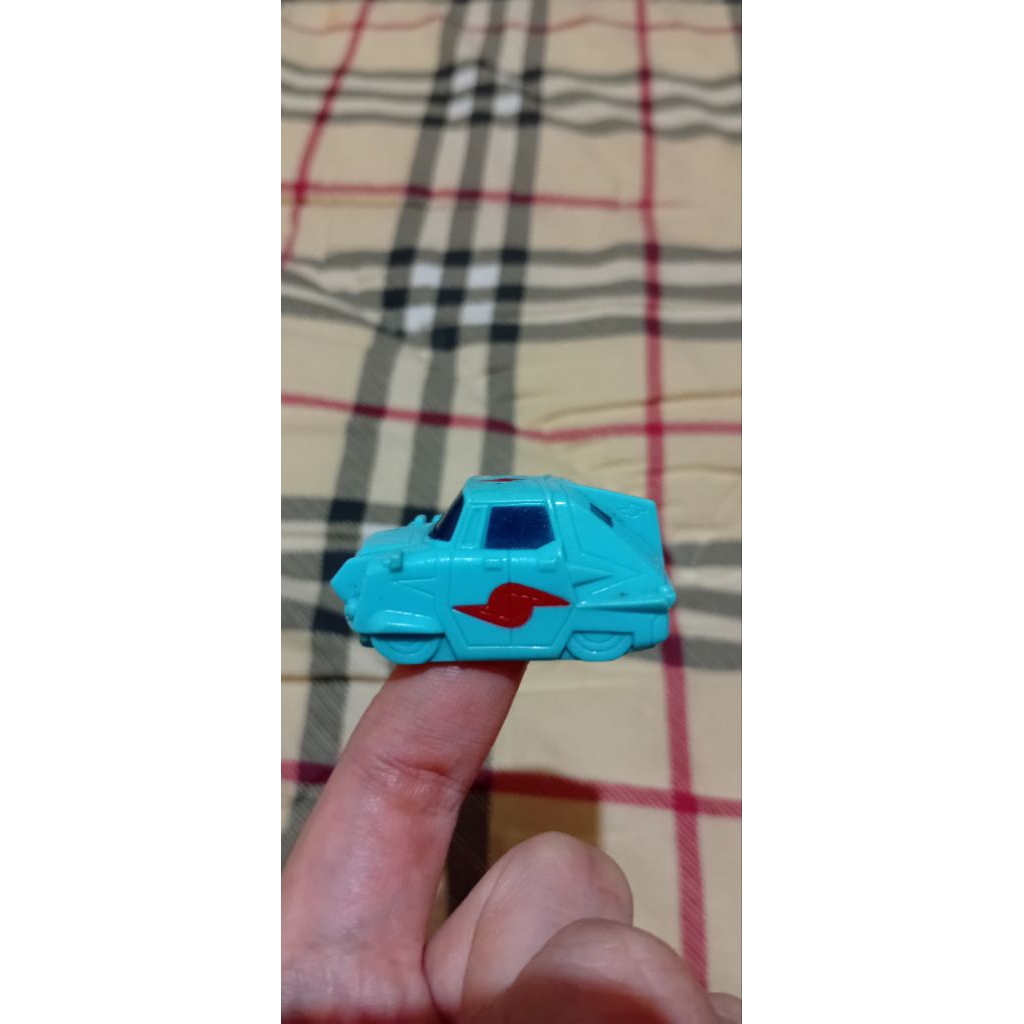 Finger puppet mobil ultraman original