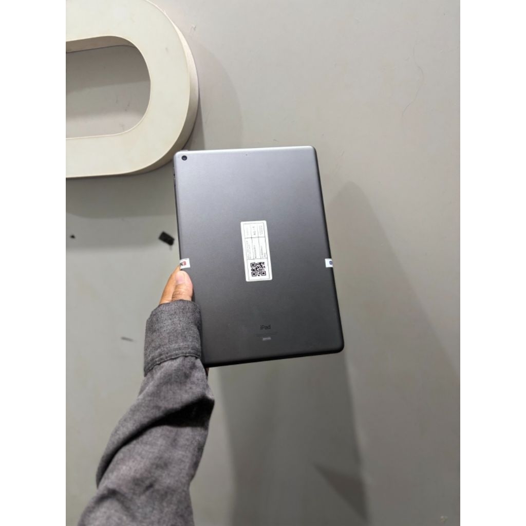 IPAD 9 64GB WIFI SECOND RESMI INDONESIA UNIT ONLY