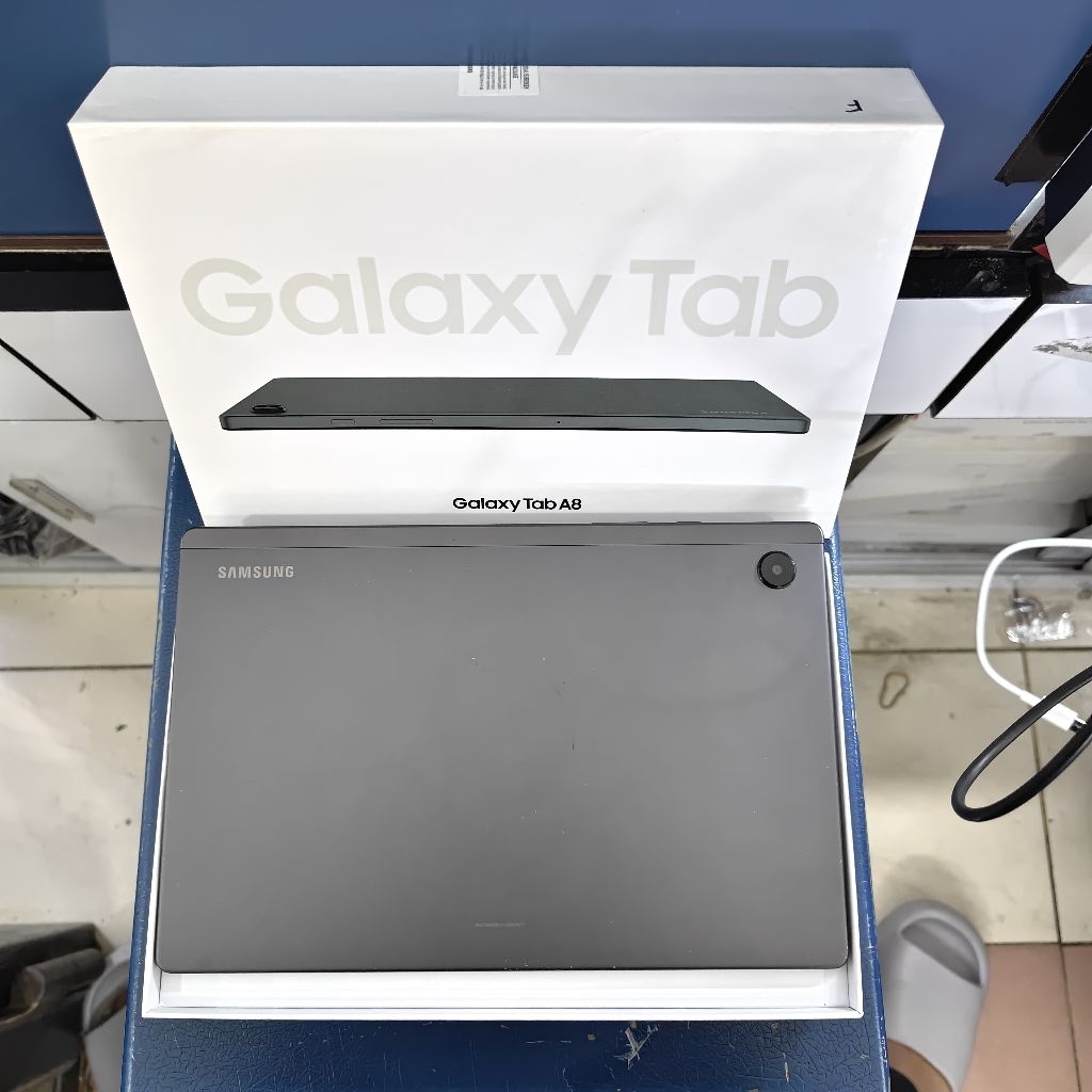 Samsung Tab A8 10.5 inch LTE 4/128 GB Second Fullset Original