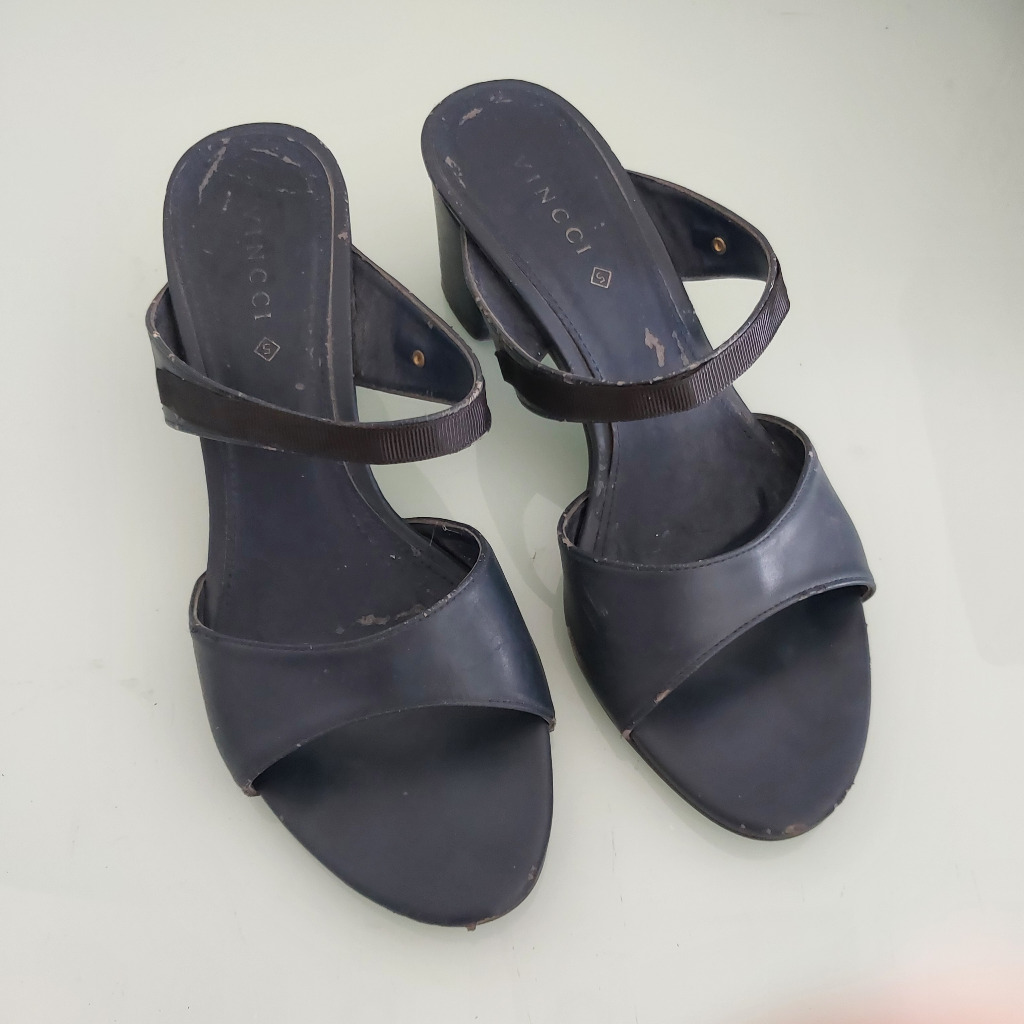 (preloved) VINCCI Sandal Heels Cewek