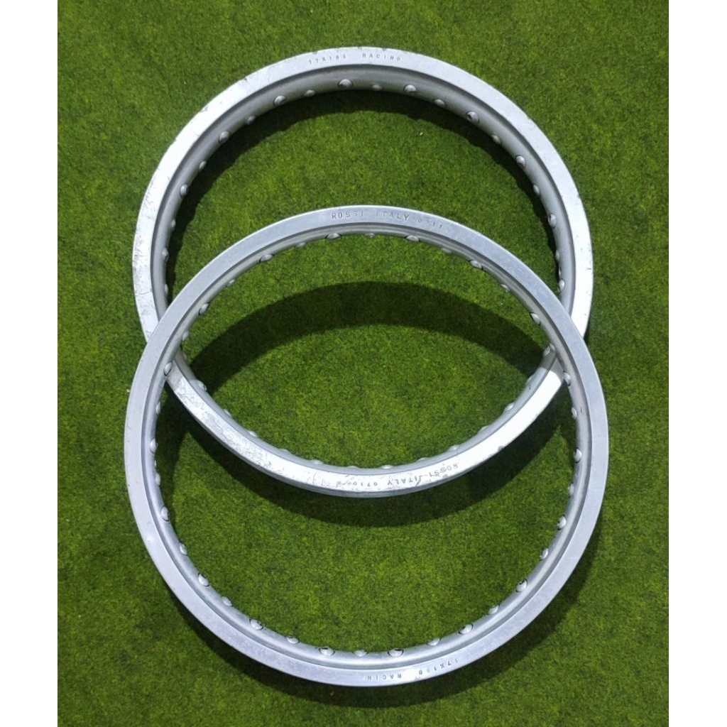 VELG ROSSI ITALY  SIZE 160 - 185 RING 17 KONDISI SECOND TIDAK RETAK YANG SIZE 185 ADA PEANG DIKIT
