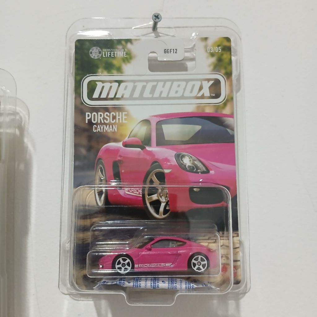 Matchbox Posche Cayman Pink + Protect