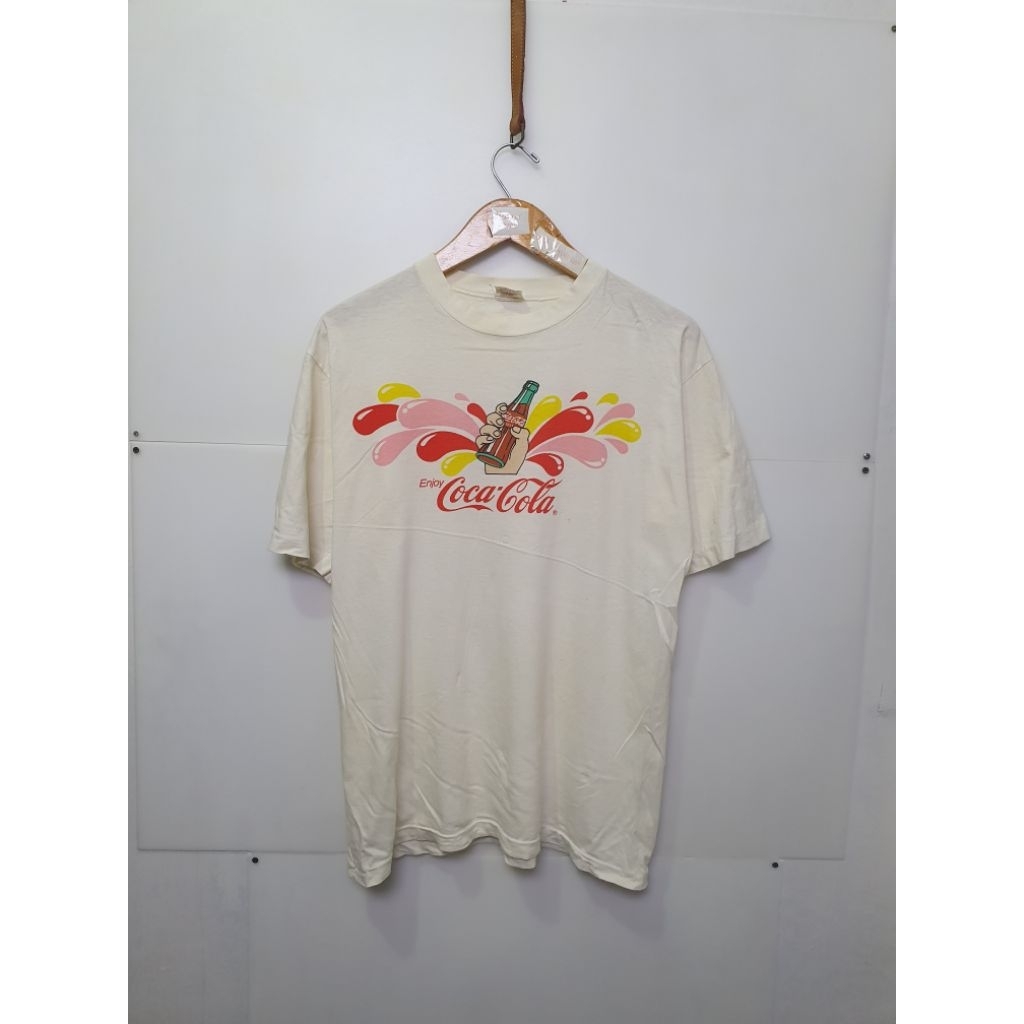 Baju Kaos Putih Vintage Coca Cola