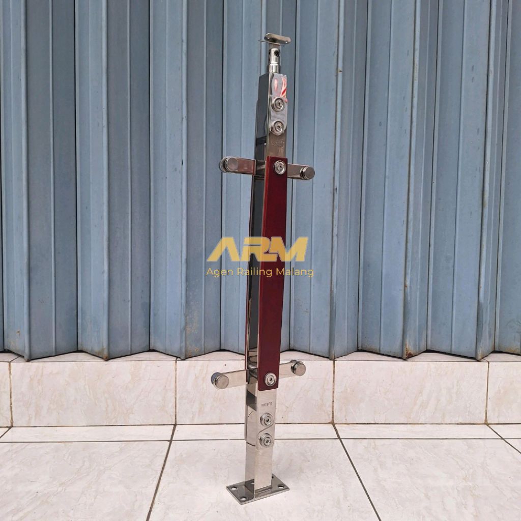 tiang railing tangga stainless double plat kombinasi kayu/railing tangga stainless murah
