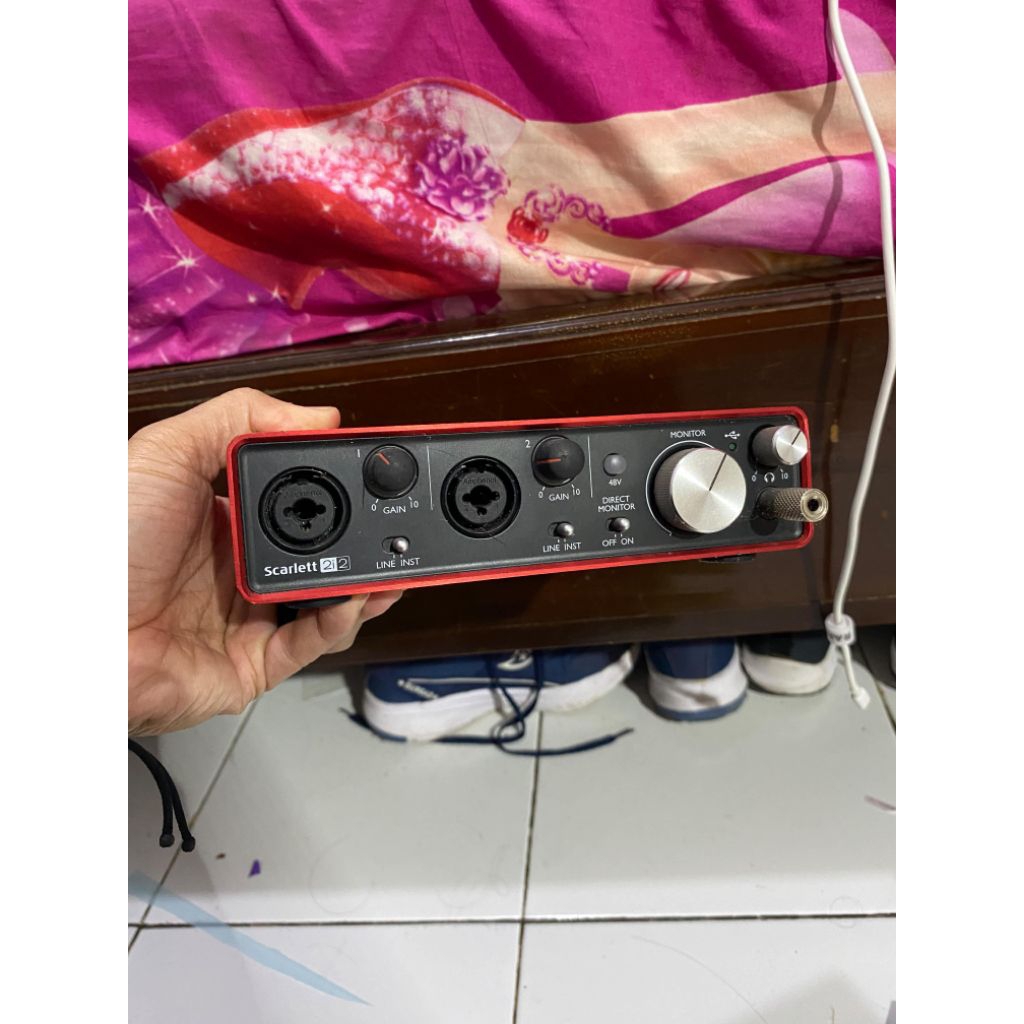 FOCUSRITE212