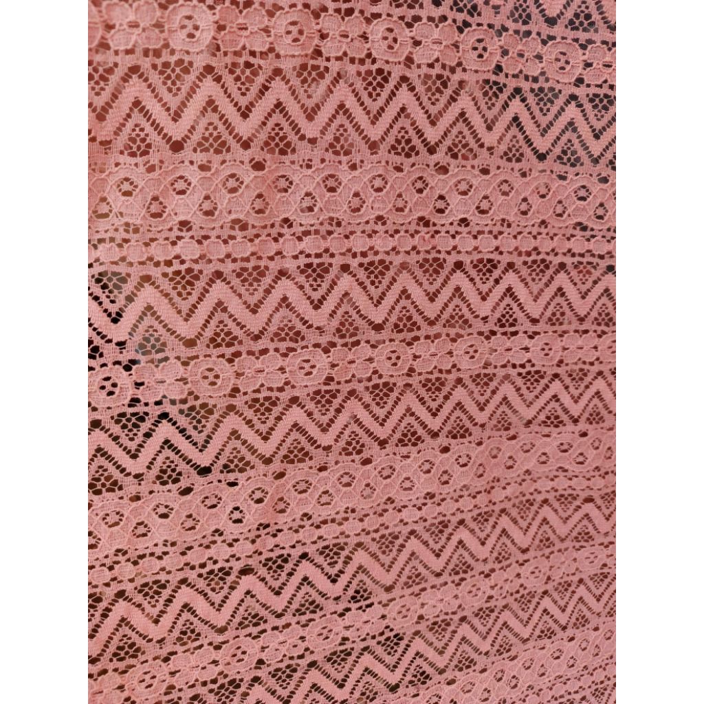 Kain Brokat Premium Pink Muda – Bahan Kebaya Elegan Lembut, Halus, dan Mewah untuk Dress & Rok Wanit