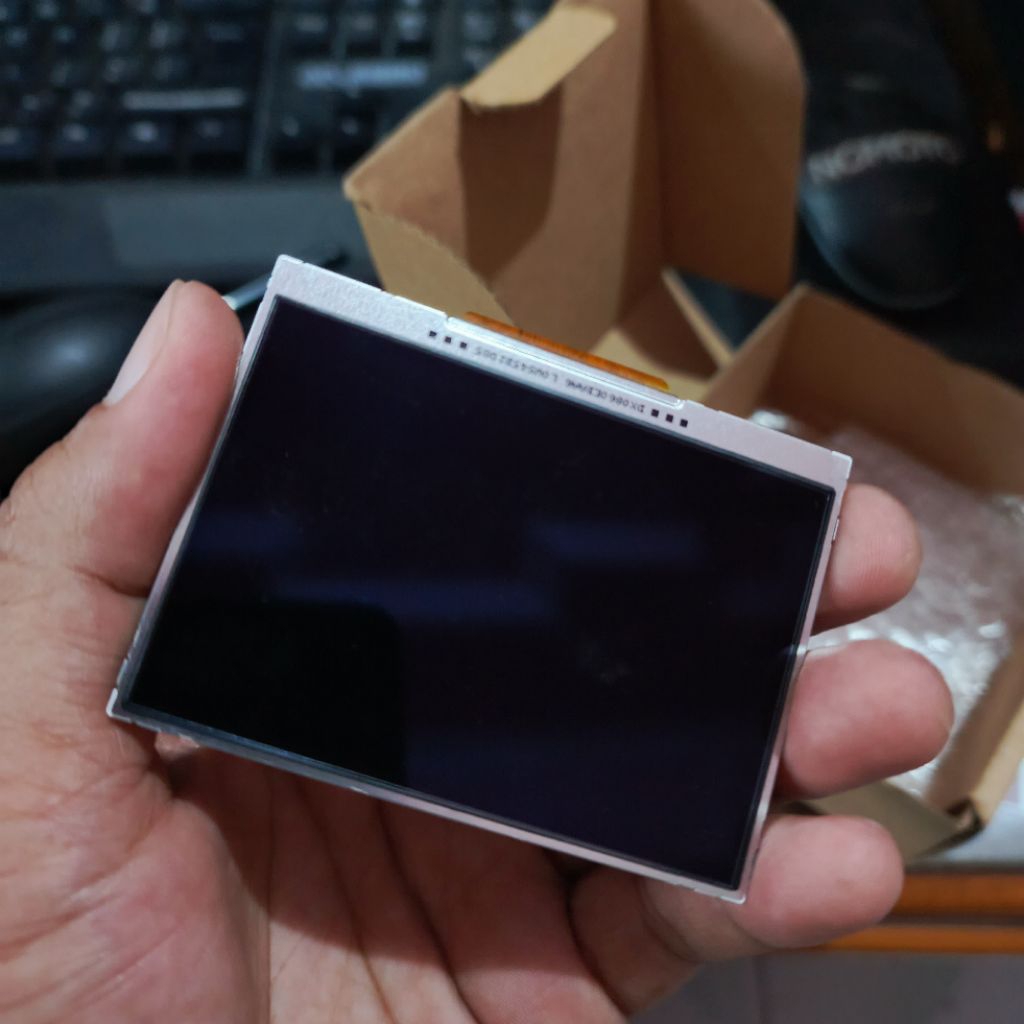 Lcd bekas copotan kamera Canon 600D