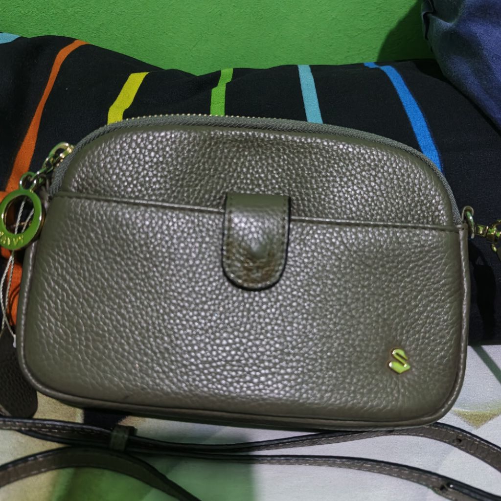 TAS SAVVY LEATHER PRELOVED