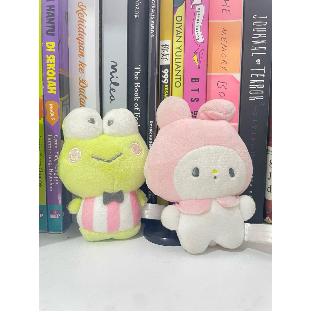 PRELOVED - sanrio keychain