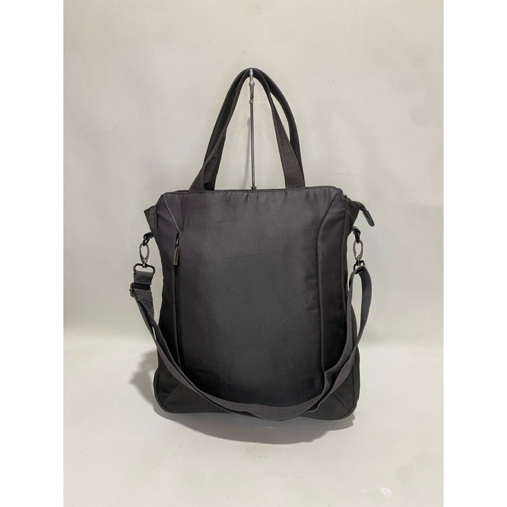 Daiz sling bag