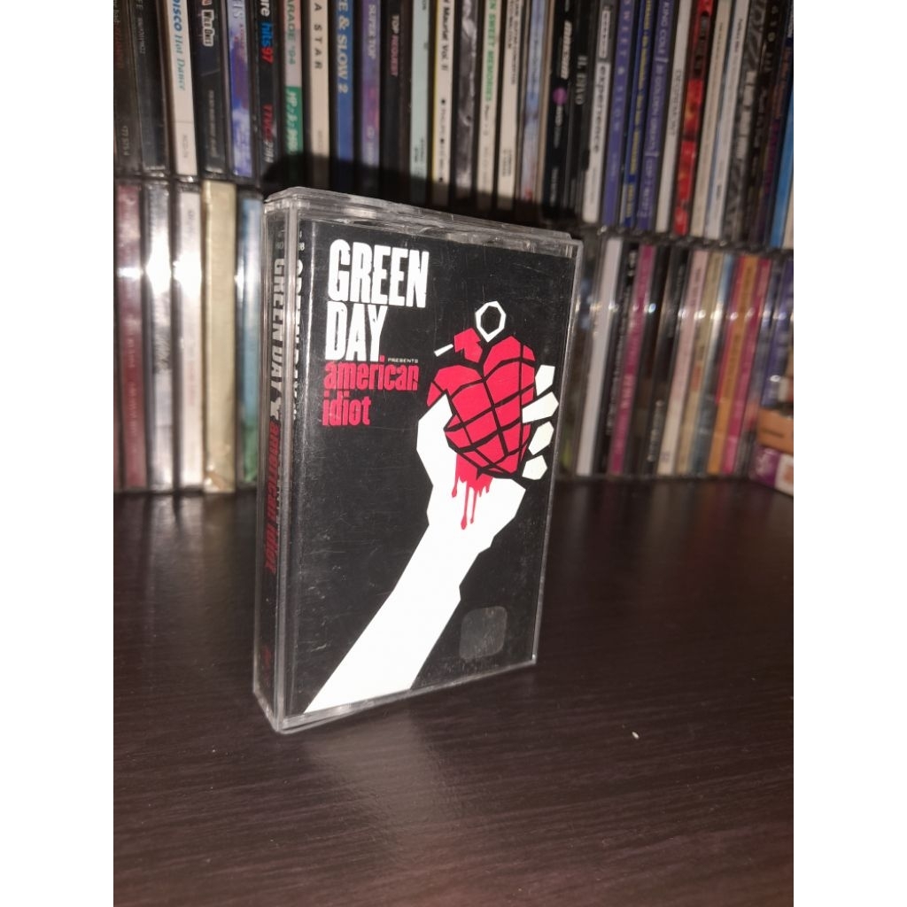 Kaset Green Day - American Idiot
