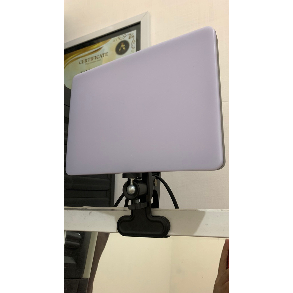 lampu led mua bediro