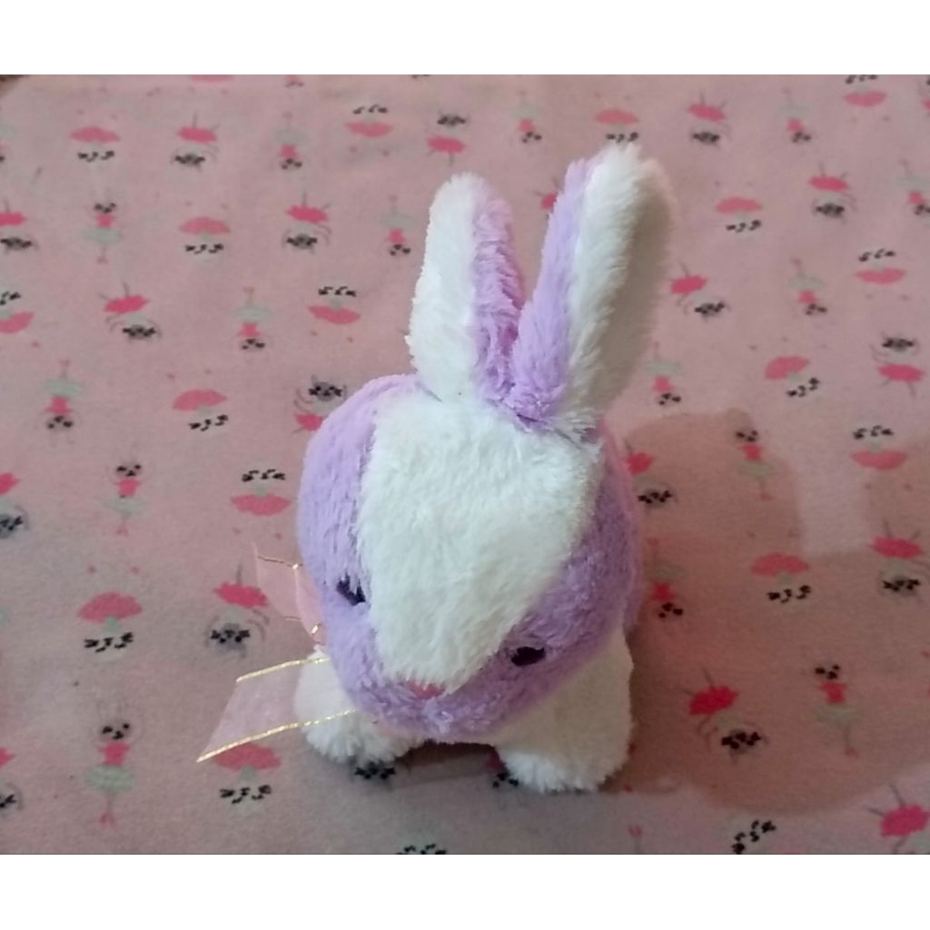 Boneka Kelinci Lembut Berwarna Ungu Violet