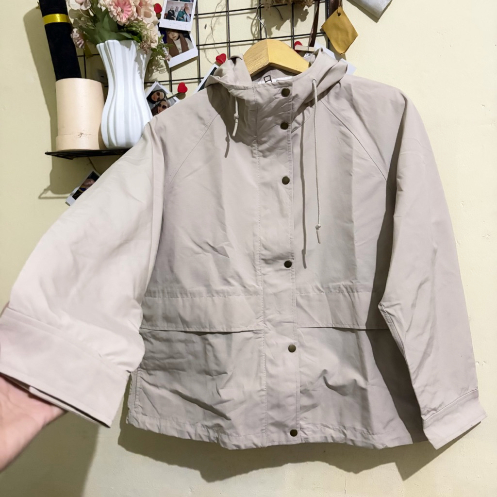 PARKA UNIQLO PRELOVED