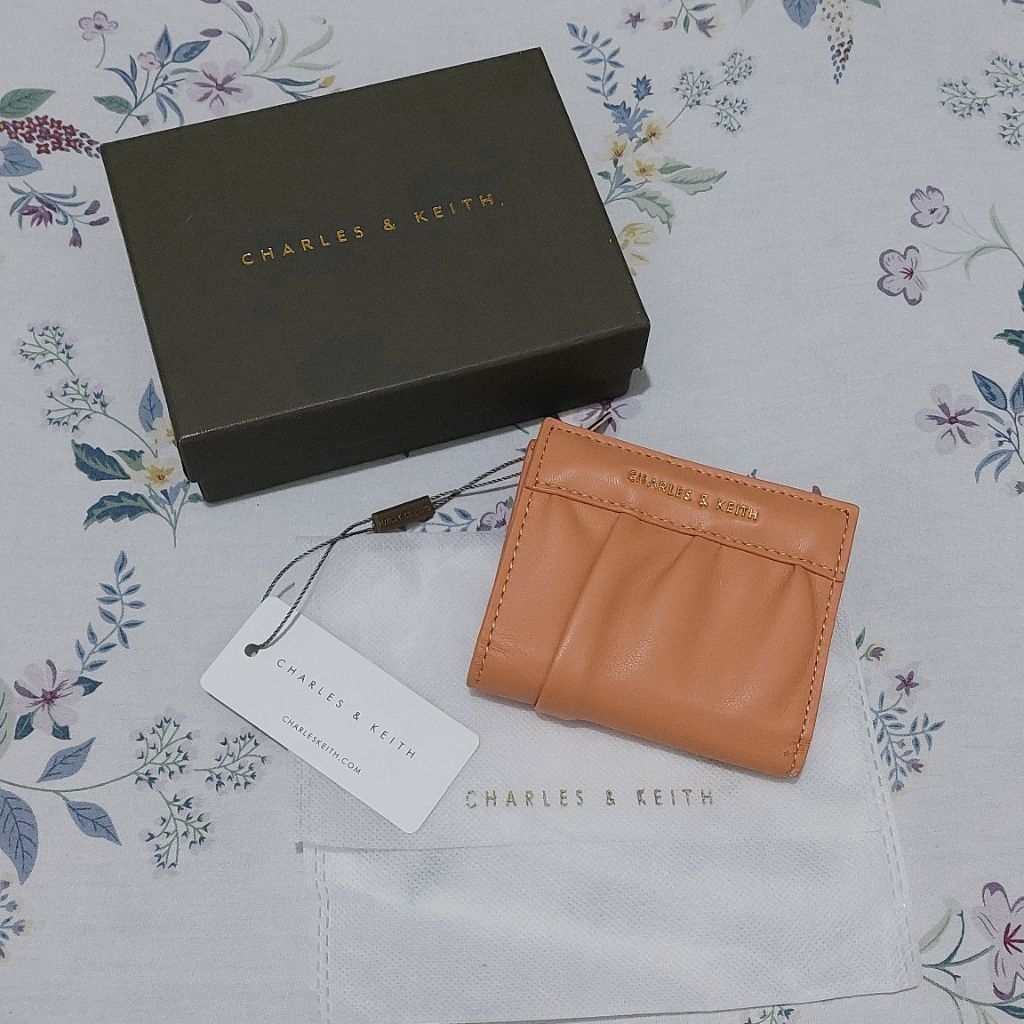 Dompet Charles and Keith/ Dompet C&K Defect Sale