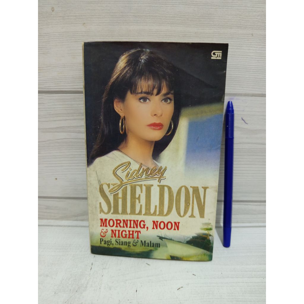 Novel Original MORNING, NOON & NIGHT Pagi, Siang & Malam BY SIDNEY SHELDON