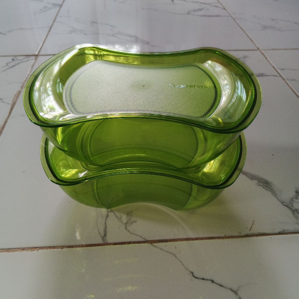 Cristal Tupperware hijau